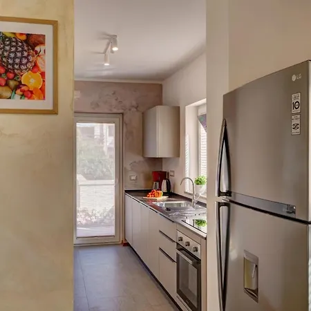 Nata In - Haus Für 8 Personen Pula