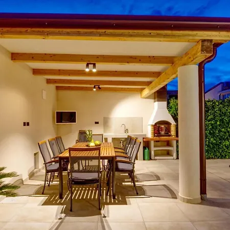 Nata In - Haus Für 8 Personen Villa